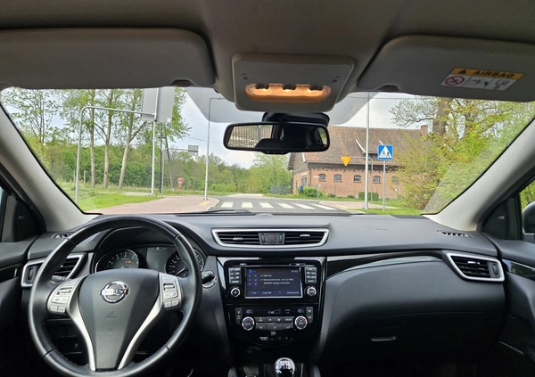 Nissan Qashqai cena 59999 przebieg: 173400, rok produkcji 2016 z Kościerzyna małe 631